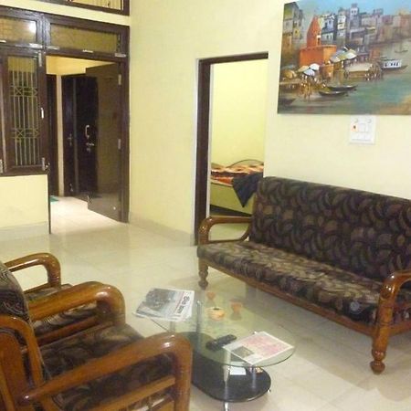 Gangotri Paying Guest House Варанаси Екстериор снимка