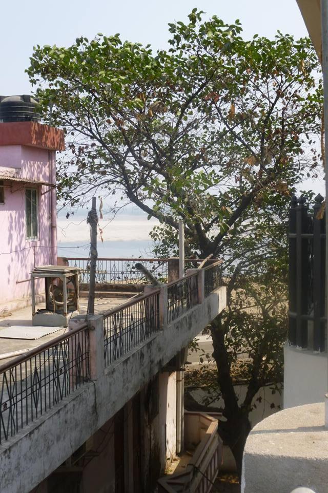 Gangotri Paying Guest House Варанаси Екстериор снимка