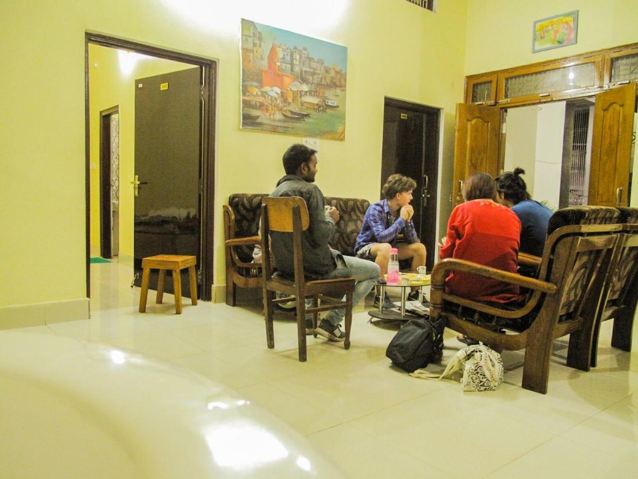 Gangotri Paying Guest House Варанаси Екстериор снимка